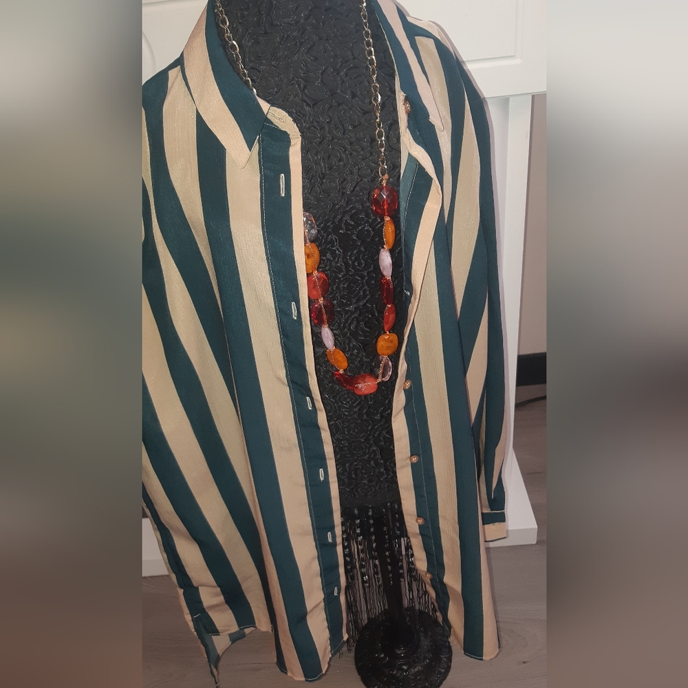 Women's "Only" Green and Cream Striped Blouse In Excellent Pre-loved Condition